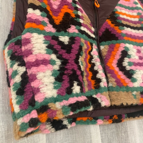 Rare Multicolored Sherpa Crochet Vest - Picture 9 of 11